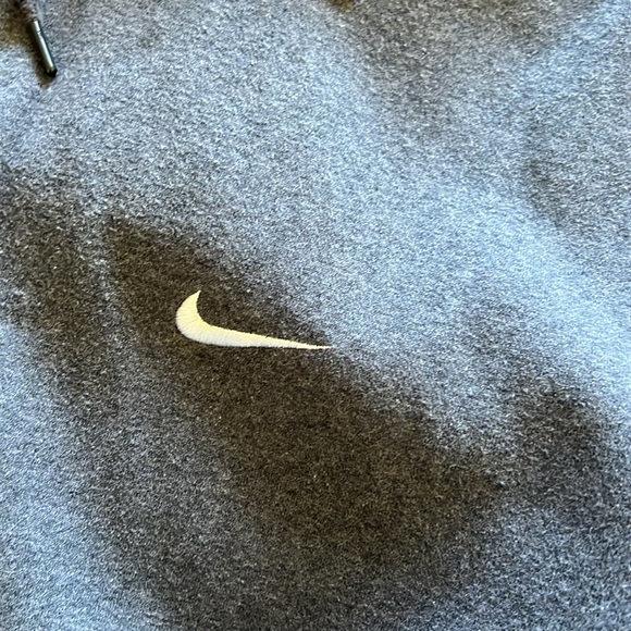 Nike Men's Gray Hoodie - Picture 5 of 5